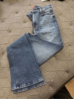 Mother high waisted Runaway Jeans - NWOT 29/33